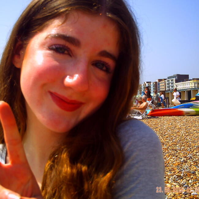 Babysitter in Redbridge: Freya