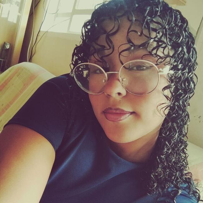 Babysitter in São José dos Campos: Joyce