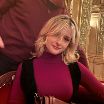 Babysitter in West Islip: Theresa