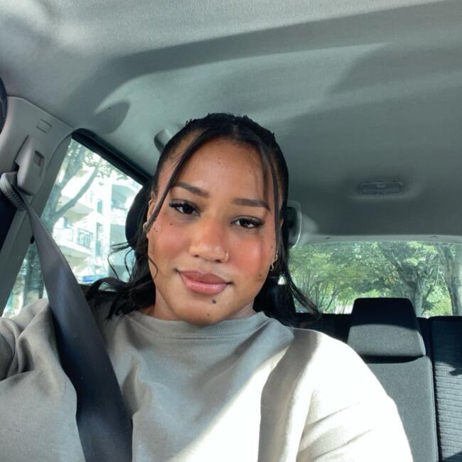 Babysitter in Palaiseau: Alexandra