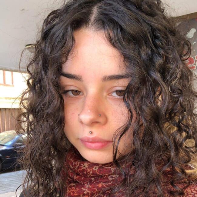Babysitter in Oliveira de Azeméis: Lara Araujo