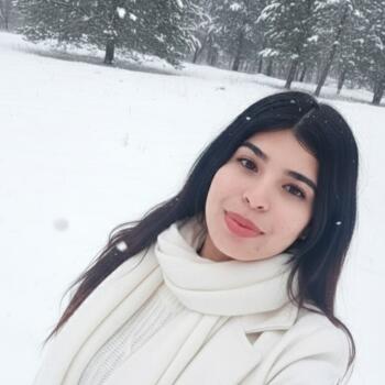 Babysitter in Casablanca: Oumayma