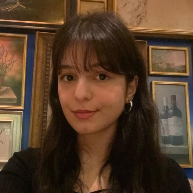 Babysitter in Nice: Dilara