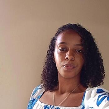 Babysitter in Salvador: Cailane