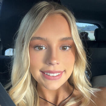 Babysitter Central Coast: Jazmine