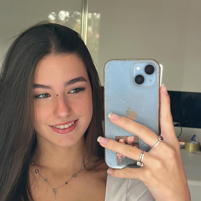 Babysitter in Monistrol-sur-Loire: Jade