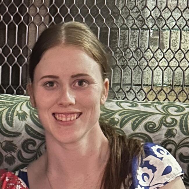 Babysitter in Canungra: Rachel