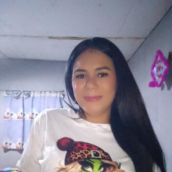 Babysitter in Clarines: Yoselys