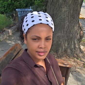 Babysitter Bucharest: Melat