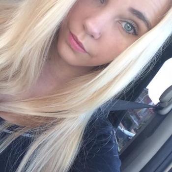 Babysitter in Mississauga: Ashley