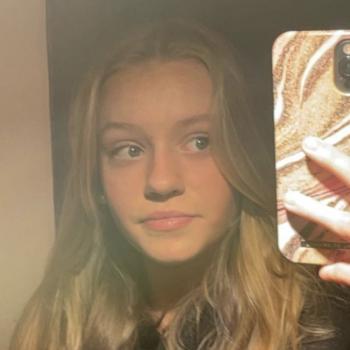 Barnvakt i Åkersberga: Julia