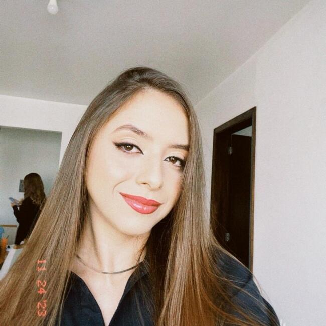 Babysitter in Passo Fundo: Mylena