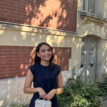 Babysitter in Nanterre: Assia