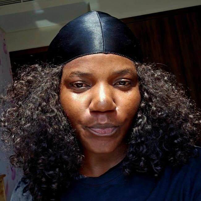 جليسة أطفال في دبي: Virginie