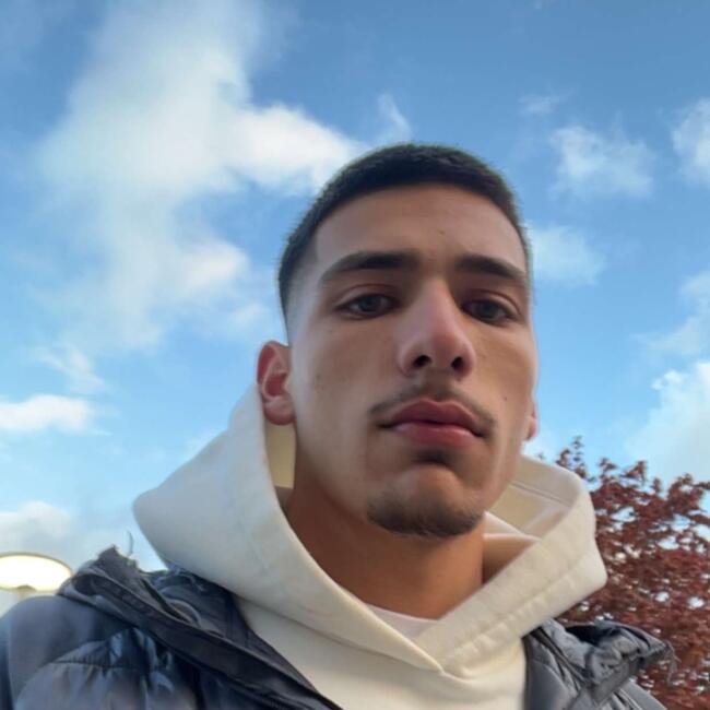 Barnvakt i Stockholm: Zura