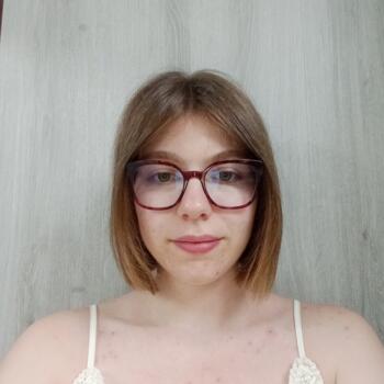 Baby-sitter Changé: Ema