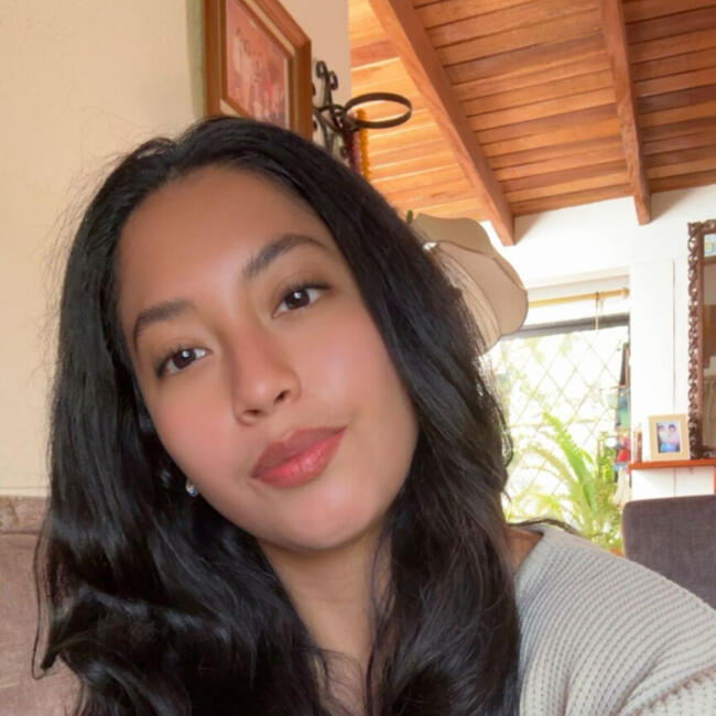 Niñera en Quito: Emily