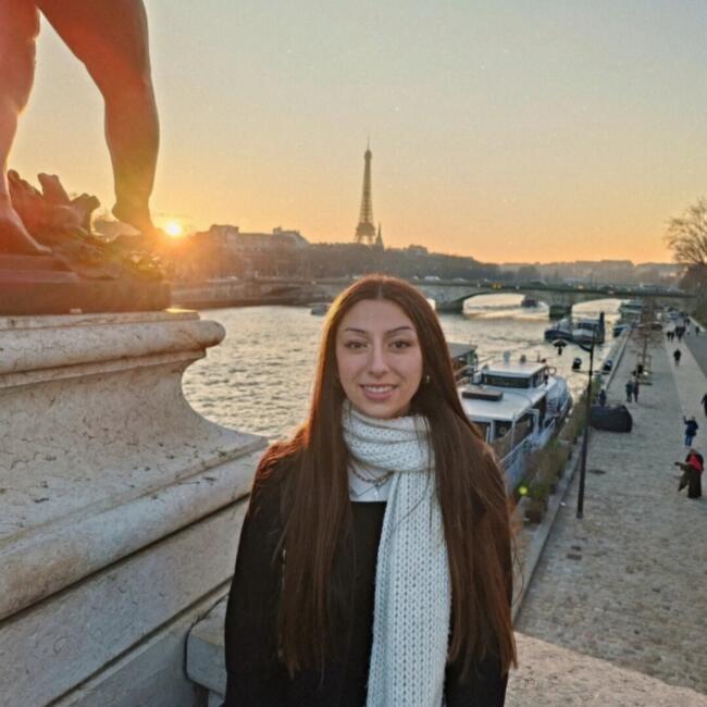 Babysitter in Boutigny-sur-Essonne: Emma