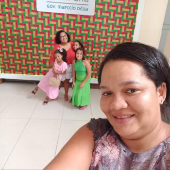 Babá Barra dos Coqueiros: Thaisla