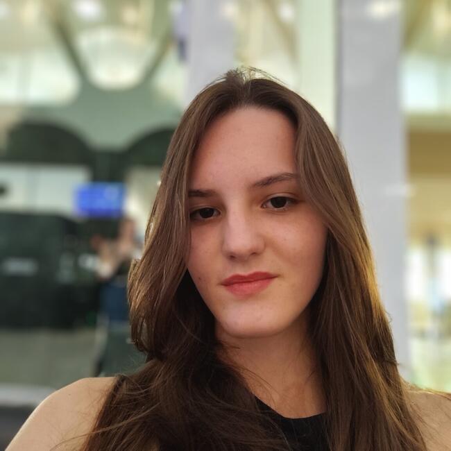 Babysitter in Jundiaí: Andrieli