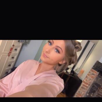 Babysitter in Maidstone: Mia