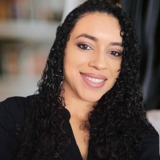 Babá em Jataí: Joise