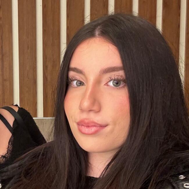 Babysitter in Seville: Isabel