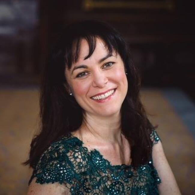 Babysitter in Bury: Gemma