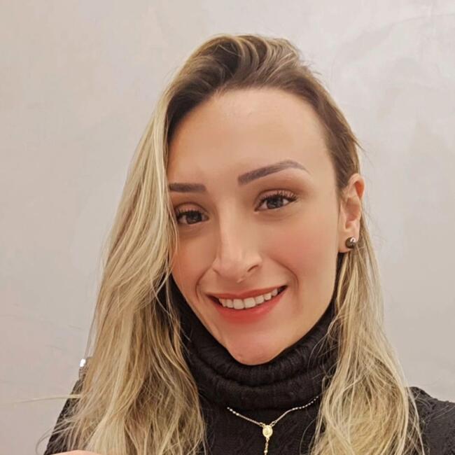 Babysitter in Ribeirão Preto: Juliana