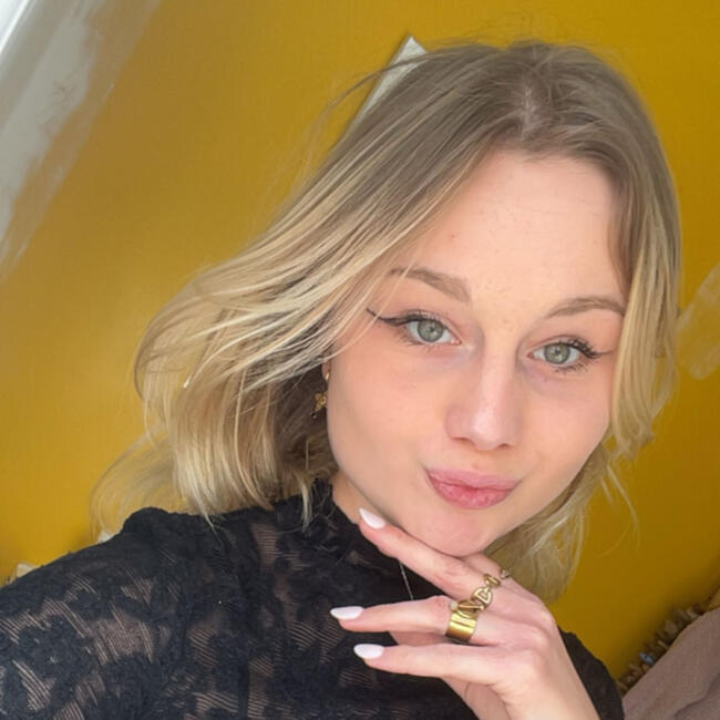 Babysitter in Annezin: Lola