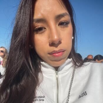 Canguro en Santander: Jahaira