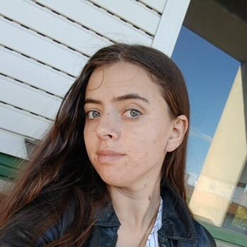 Niñera en Salto: Analia