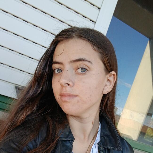 Niñera en Salto: Analia