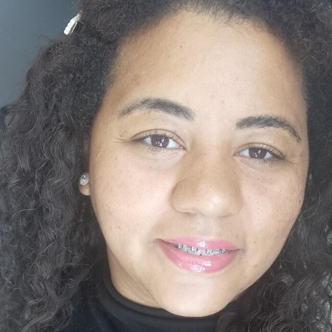 Babysitter in Campinas: Ariane Hajer