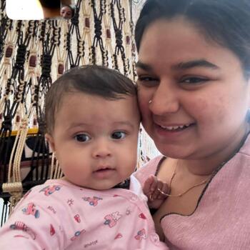 Babysitter in Vadodara: Helie
