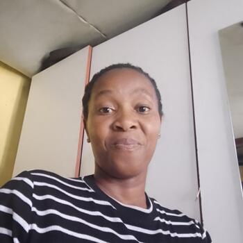 Babysitter East London: Fezekisiwe