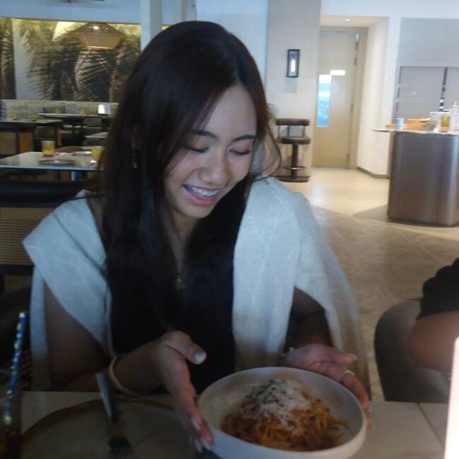 Babysitter in Singapore Island: Sabrina
