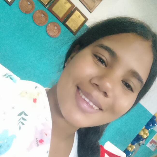 Babysitter in Caracas: Elizabeth
