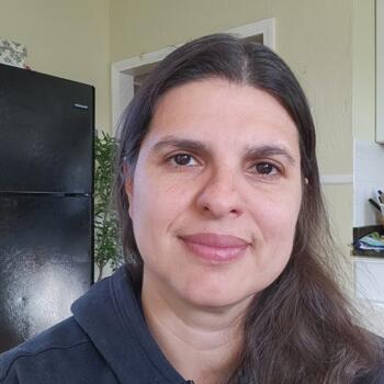 Babysitter Revere: Thays