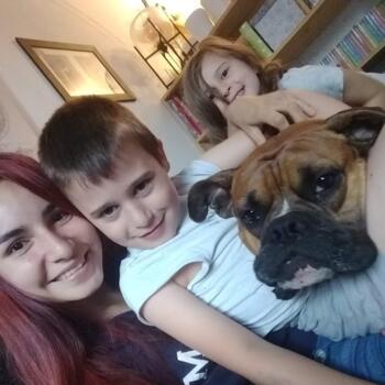 Baby-sitter in Marnes-la-Coquette: Karen