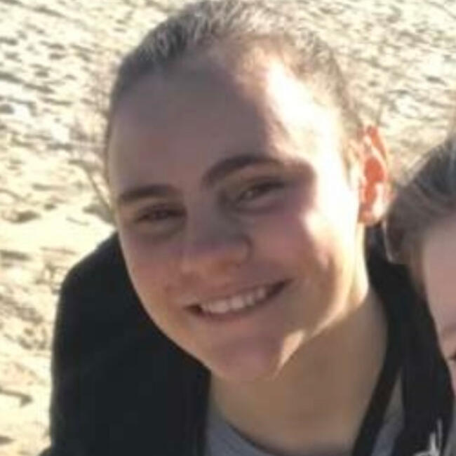 Babysitter in Queanbeyan: Lucy