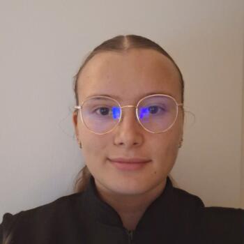 Babysitter Saint-Just-Malmont: Eva