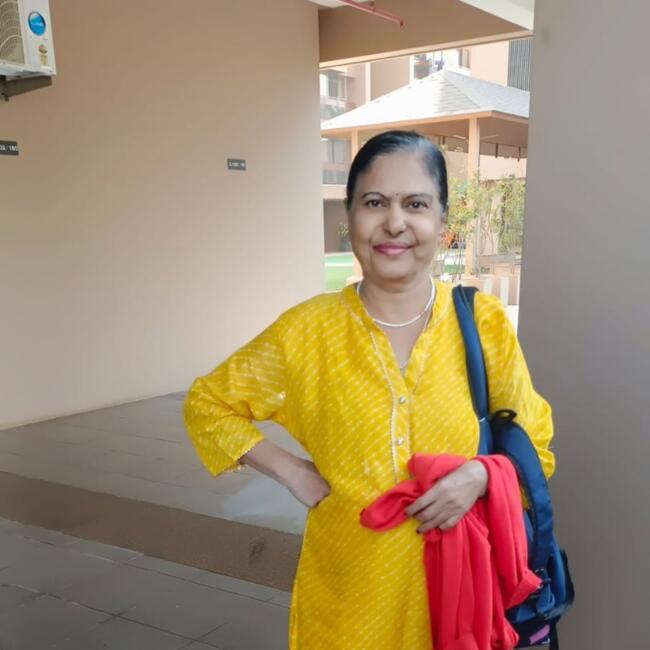 Babysitter in Dublin: Veena