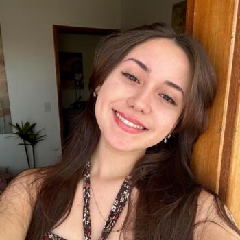Babysitter in Botucatu: Ana Livia