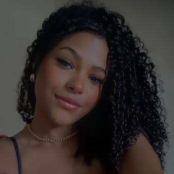 Babá em Brasília: Yasmim