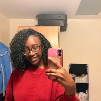 Babysitter Luxembourg: Aline