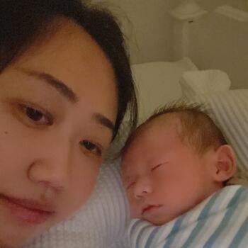 Babysitting job in West Warwick: babysitting job Xue