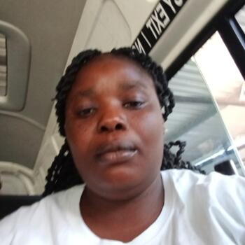 Nanny in Port Elizabeth: Faith