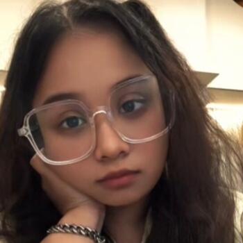 临时保姆 Singapore Island: Sri nur syazriana