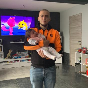 Niñera en Anderlues: StarsX_Monkey